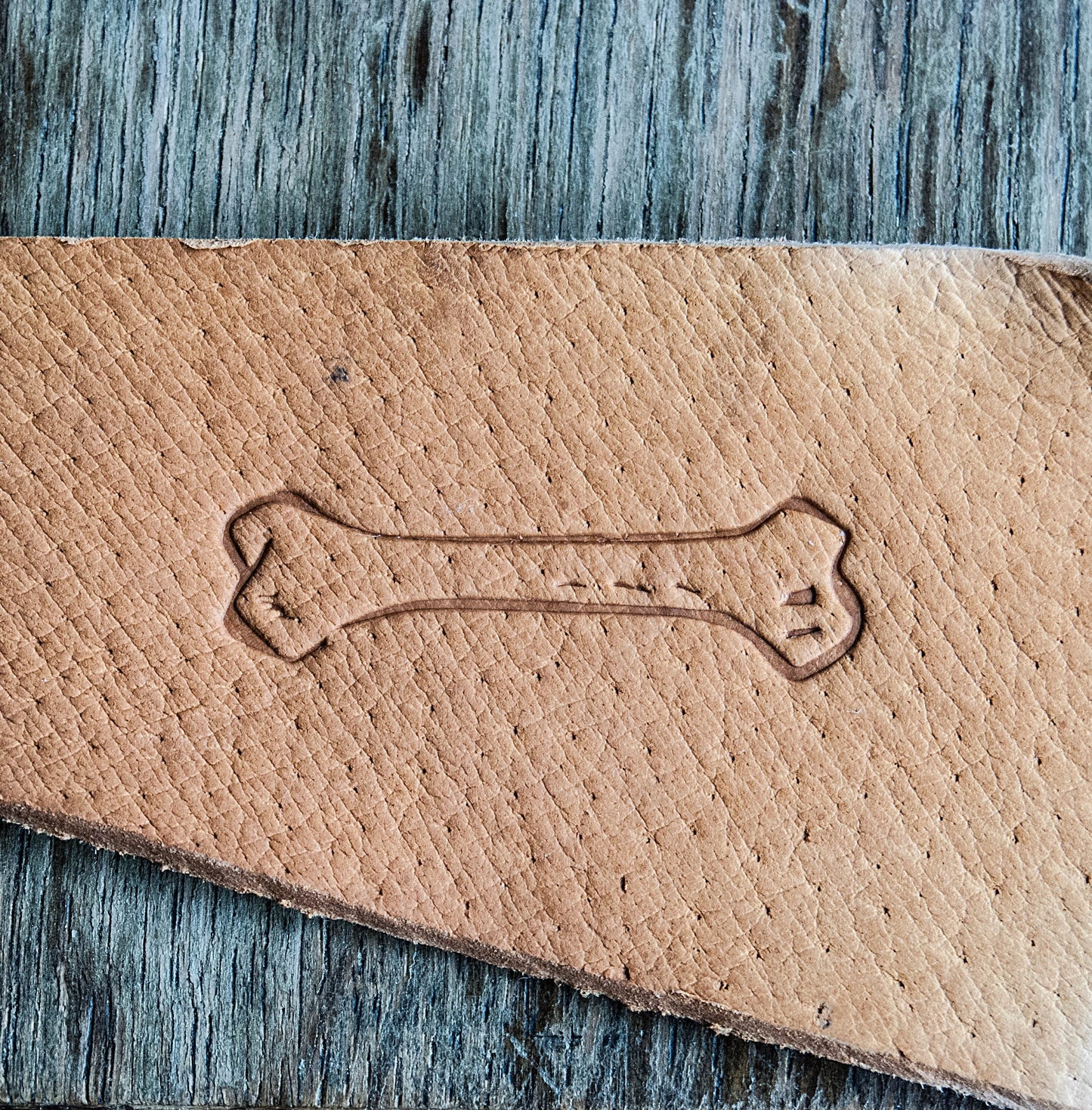 Leather Stamp:Bone 4cm x 1,5cm (1,57" x 0,59") - Delrin Material